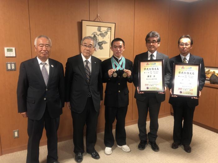 全日本中学陸上競技選手権（男子3,000メートル）優勝報告の写真