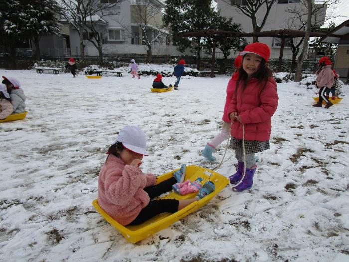 ぱんだ組女の子雪