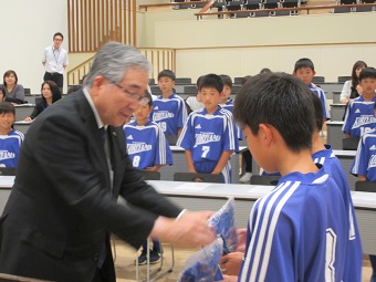 奈良市少年サッカーフェスティバル 郡山親善使節団結団式の画像2