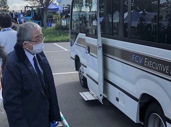 次世代自動車（FCV）等水素関連展示見学会の画像2