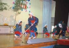 多田野の鍬柄舞田植踊りの写真