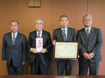 公益社団法人福島県トラック協会県中支部様からの寄附