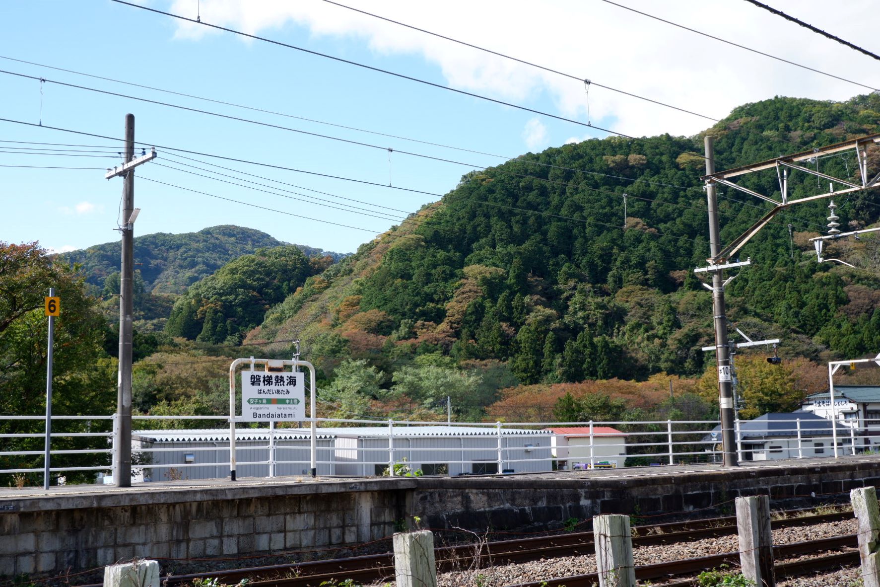 温泉街で写真を楽しむの画像1