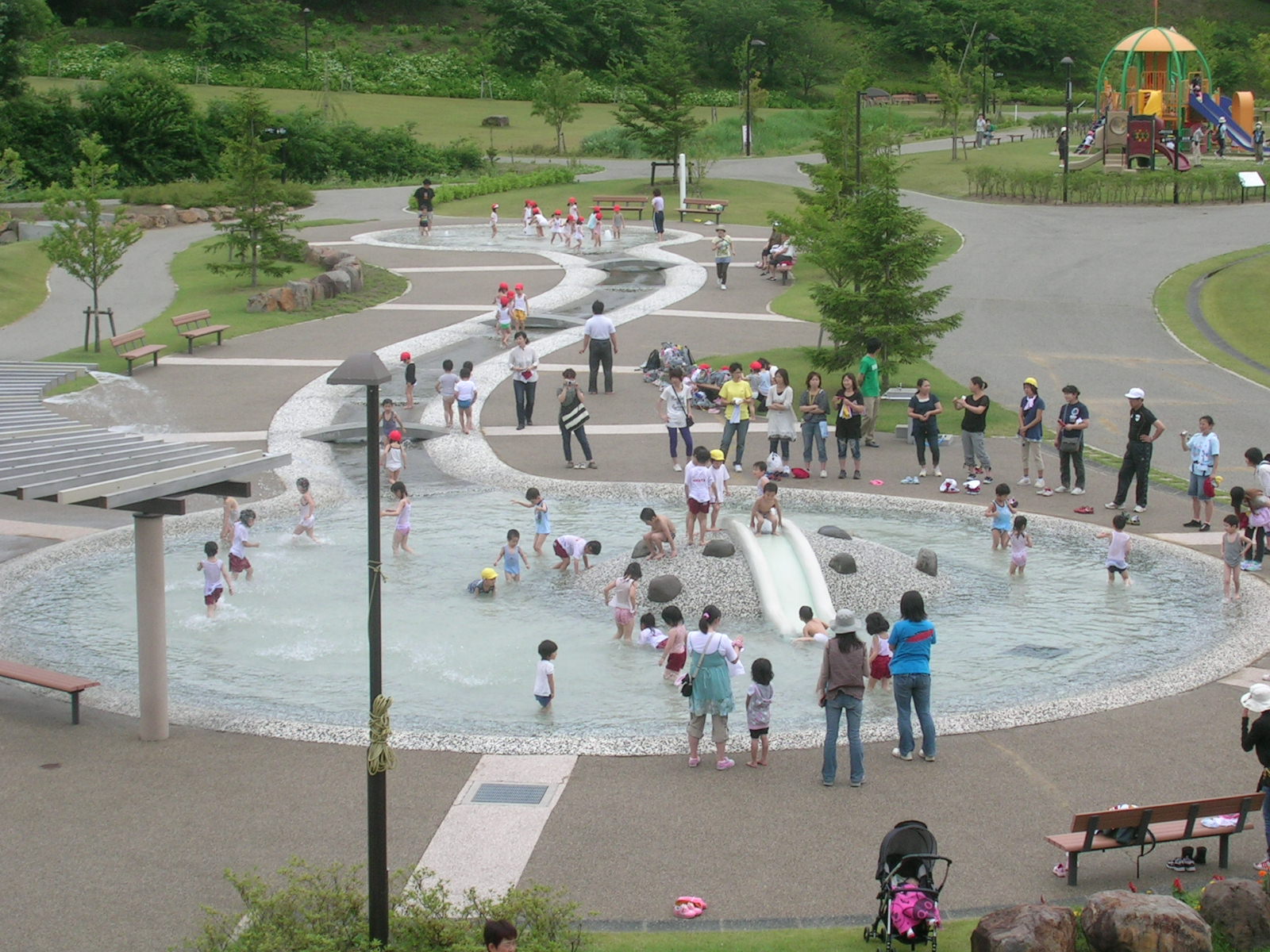 亀ヶ城公園じゃぶじゃぶ池