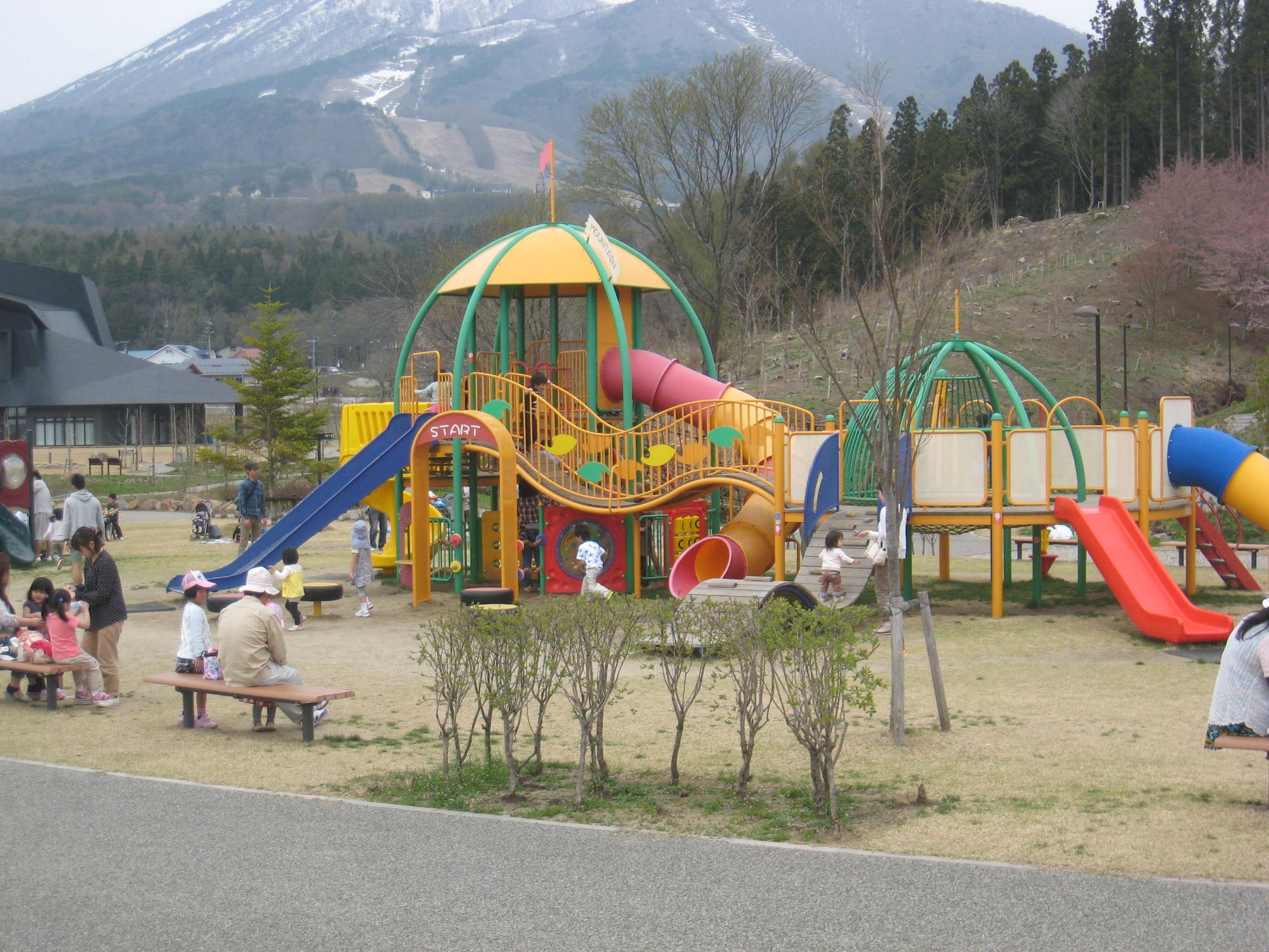 亀ヶ城公園遊具