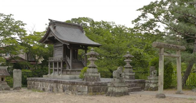 安積疏水神社