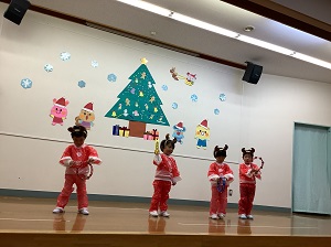 りんご組クリスマスメドレー　タンバリン隊