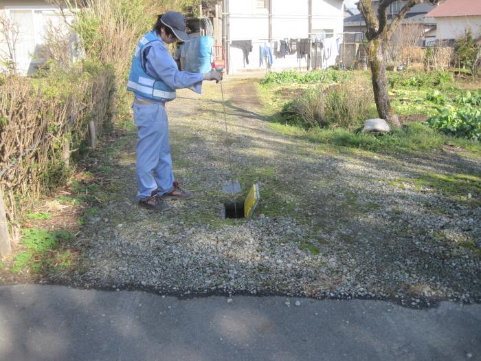 宅地内調査の様子