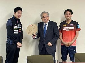 市長、水谷さん、平野さん