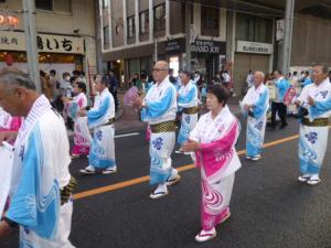 踊り流し列中央