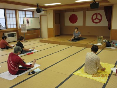 谷田川分館ヨガ6