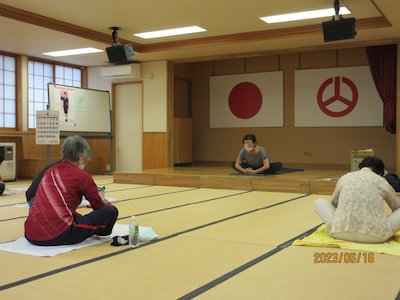 谷田川分館ヨガ10