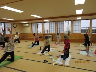 谷田川分館ヨガ16