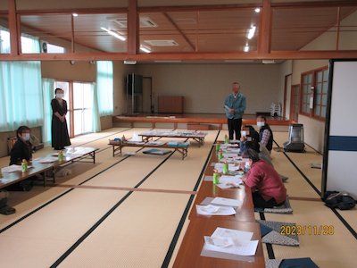 御代田分館押し花2