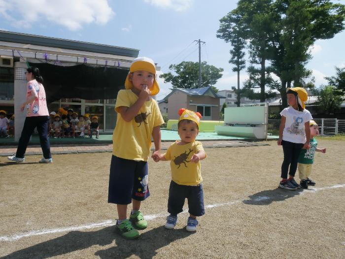 さくら組のお兄さんに手伝ってもらいながら、参加している