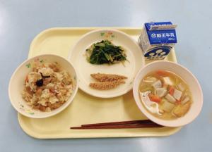 給食のイメージ写真
