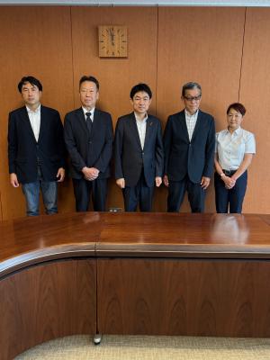 日本パラ水泳連盟役員による表敬訪問