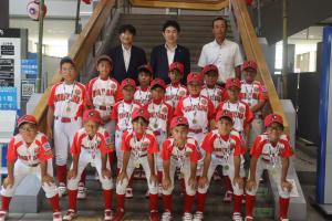 MLBCUP2025マイナー部門リトルリーグ東北連盟大会優勝報告及び全国大会出場報告に伴う表敬訪問