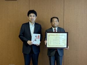 寄附受納及び感謝状の贈呈（株式会社日和田ショッピングモール様）