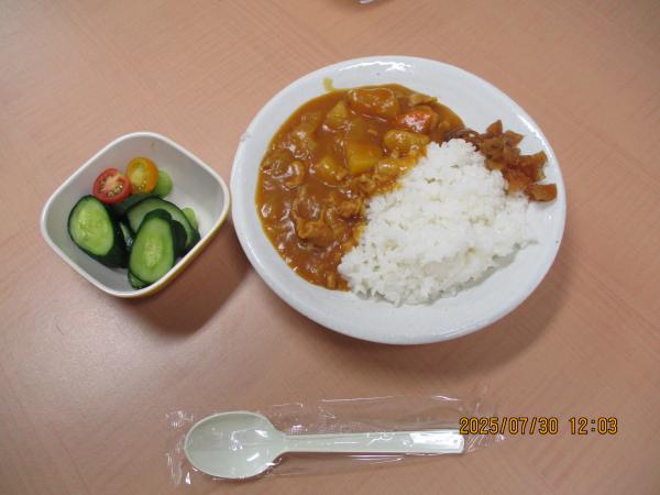かれー８