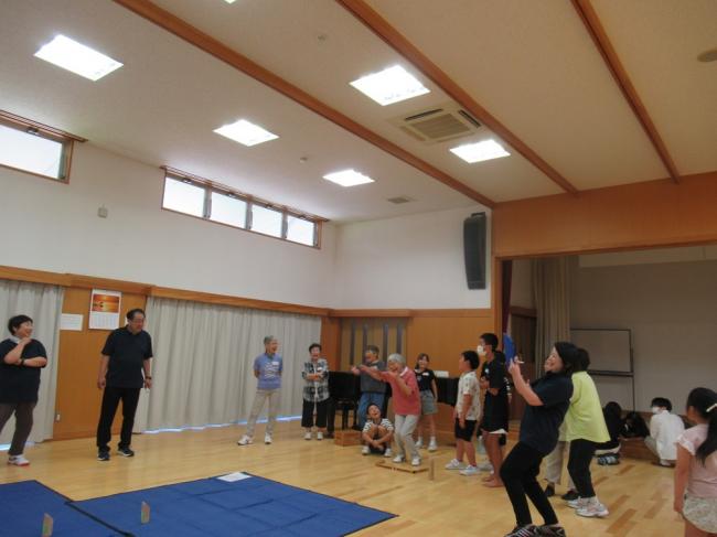 笑顔はじける