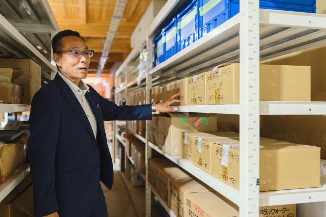 整理、徹底管理された備蓄庫