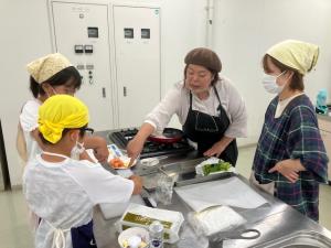 講師おてつだい