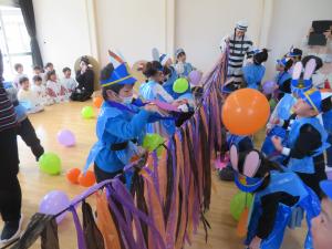 風船バレーらいおん