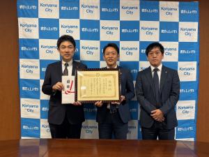 寄附受納・感謝状贈呈（株式会社三善自動車工業様）