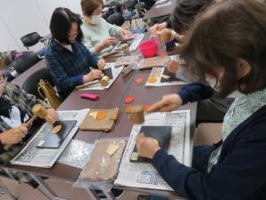 サコッシュ作り丸のモチーフ