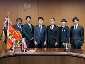 尚志高等学校男女サッカー部による市長表敬