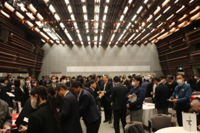 セミナー中の写真です。