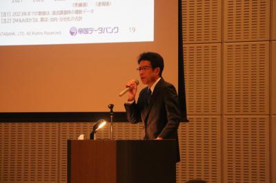 セミナー中の写真です。