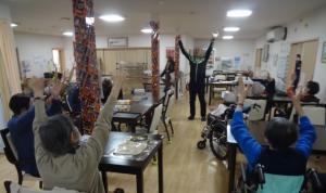 「なのはなカフェ」みんなで体操