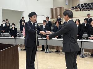 退職者辞令交付式②