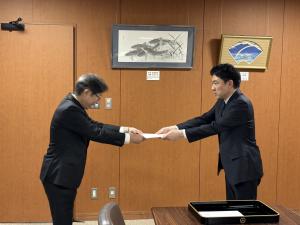 郡山地方広域消防組合消防長解任辞令交付式