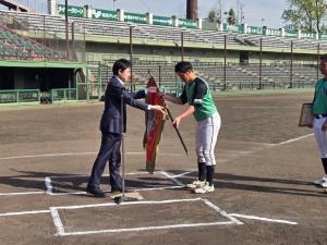 郡山市長旗争奪軟式野球大会閉会式