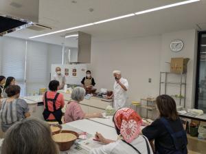 シソもみ作業