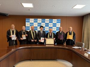 寄附受納・感謝状贈呈(郡山市仏教会様)