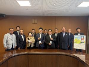 純米吟醸「あさか野」発売に伴う表敬訪問