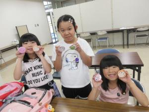 ④自主学習・缶バッジ