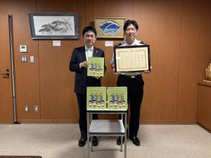 寄附受納・感謝状贈呈(自衛隊福島地方協力本部様)