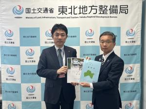 福島県中・県南・会津地区国道協議会、福島空港県中・県北方部アクセス道路整備促進期成同盟会及び猪苗代湖岸一周道路整備促進期成同盟会の3団体合同要望活動