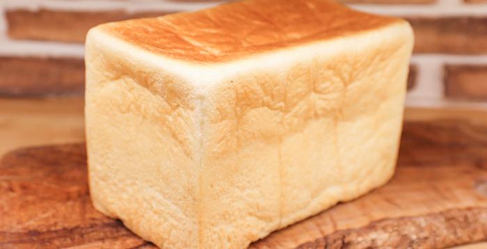 ブォーノブォーノの一番人気、375(みなご)食パン