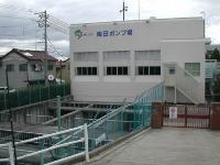 梅田ポンプ場の建物外観の写真