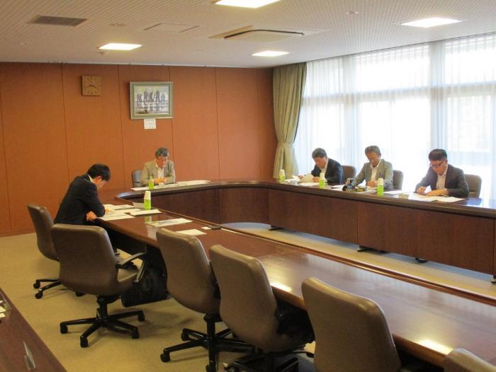 平和を考える市民の集い実行委員会の様子の写真