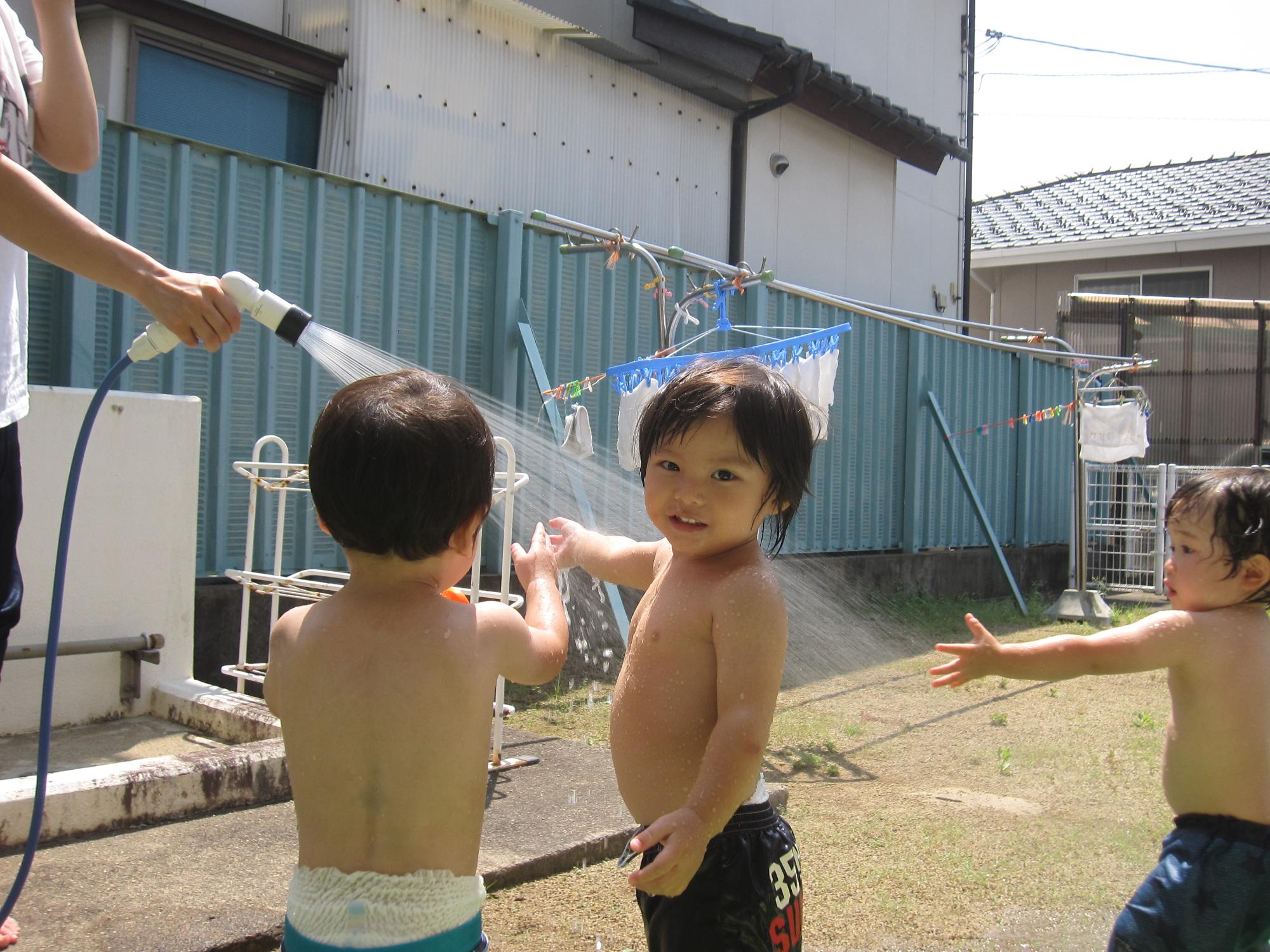 シャワーは気持ちいい