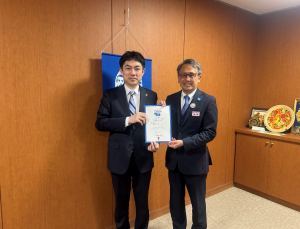 写真（認証交付式）