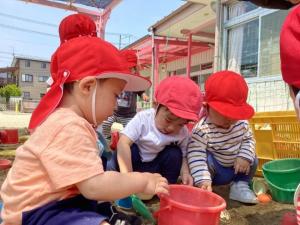 うめ組さん初めての砂遊び
