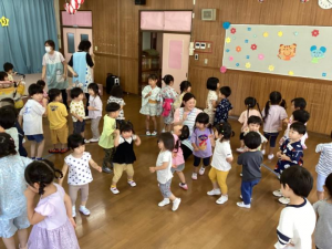 盆踊りみんなで元気に踊ったよ